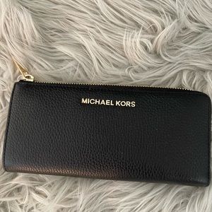 Michael Kors Full Size Leather Wallet